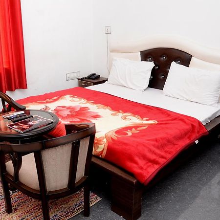 Hotel Pratap Regal Bharatpur Eksteriør bilde